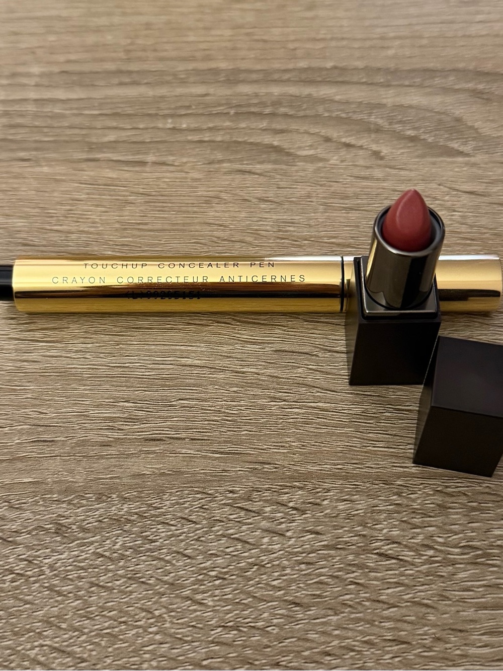Laura Mercier Travel Lipstick BeautyCounter Touchup Concealer Pen MSRP $52+ NWT - Picture 4 of 4